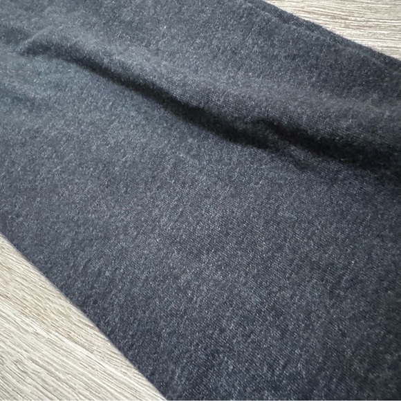 PINK Victoria’s Secret Gray Full Length Leggings Medium - Picture 2 of 5